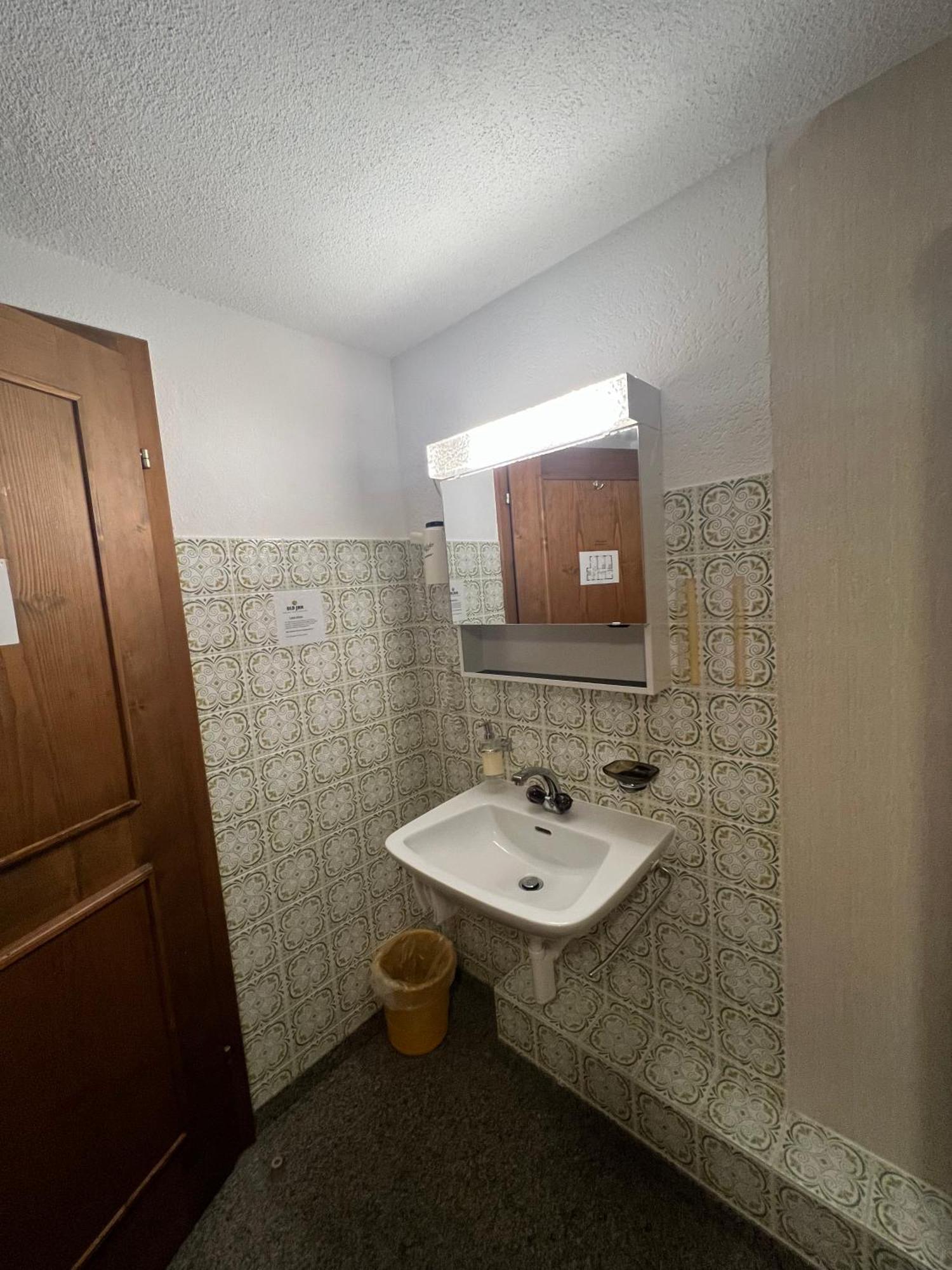 Romantic Room With Private Bathroom Saas im Prattigau Exterior foto